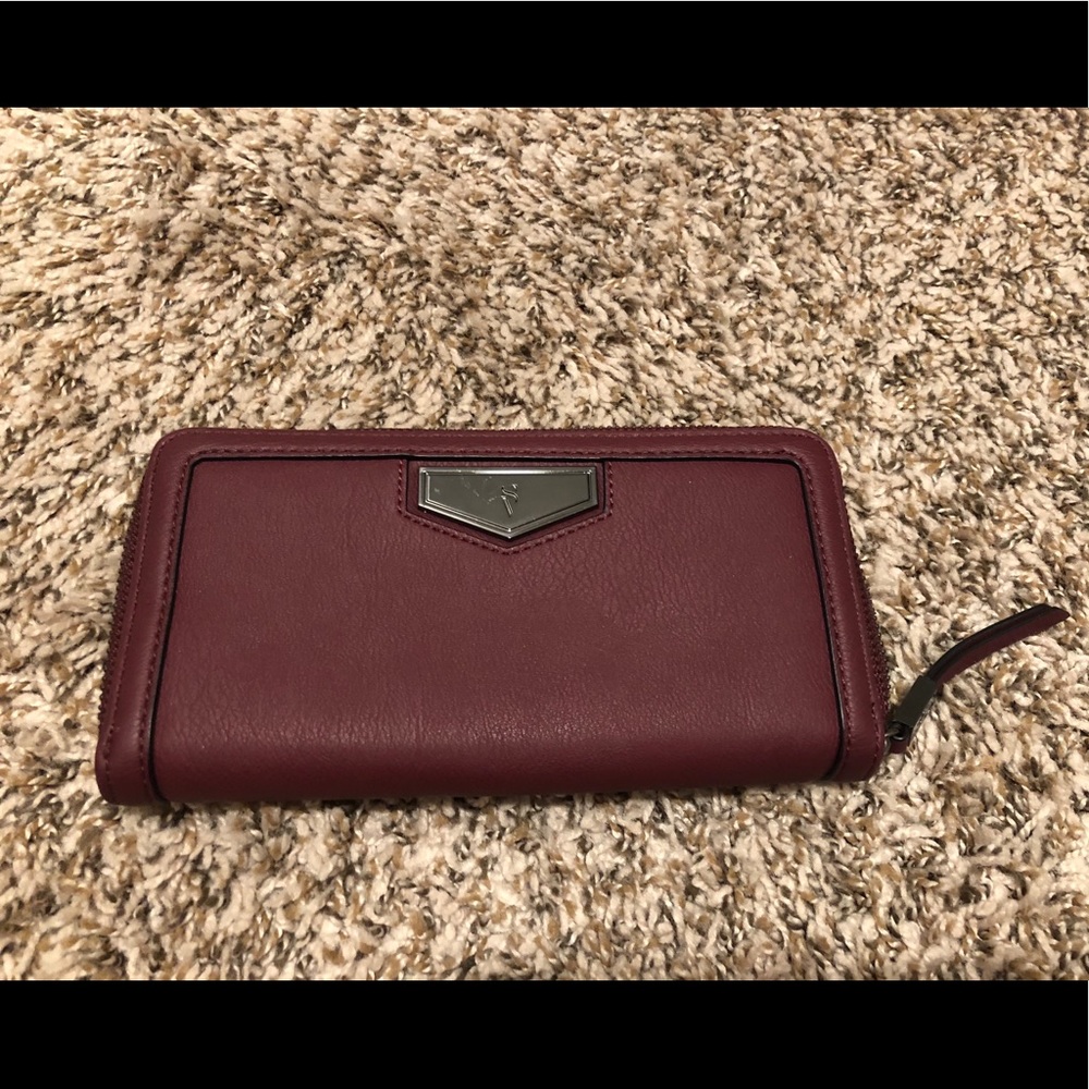 Simply Vera Wallet